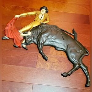 Vintage Matador Bull Fighting Syroco 35" MCM Wall Plaque
